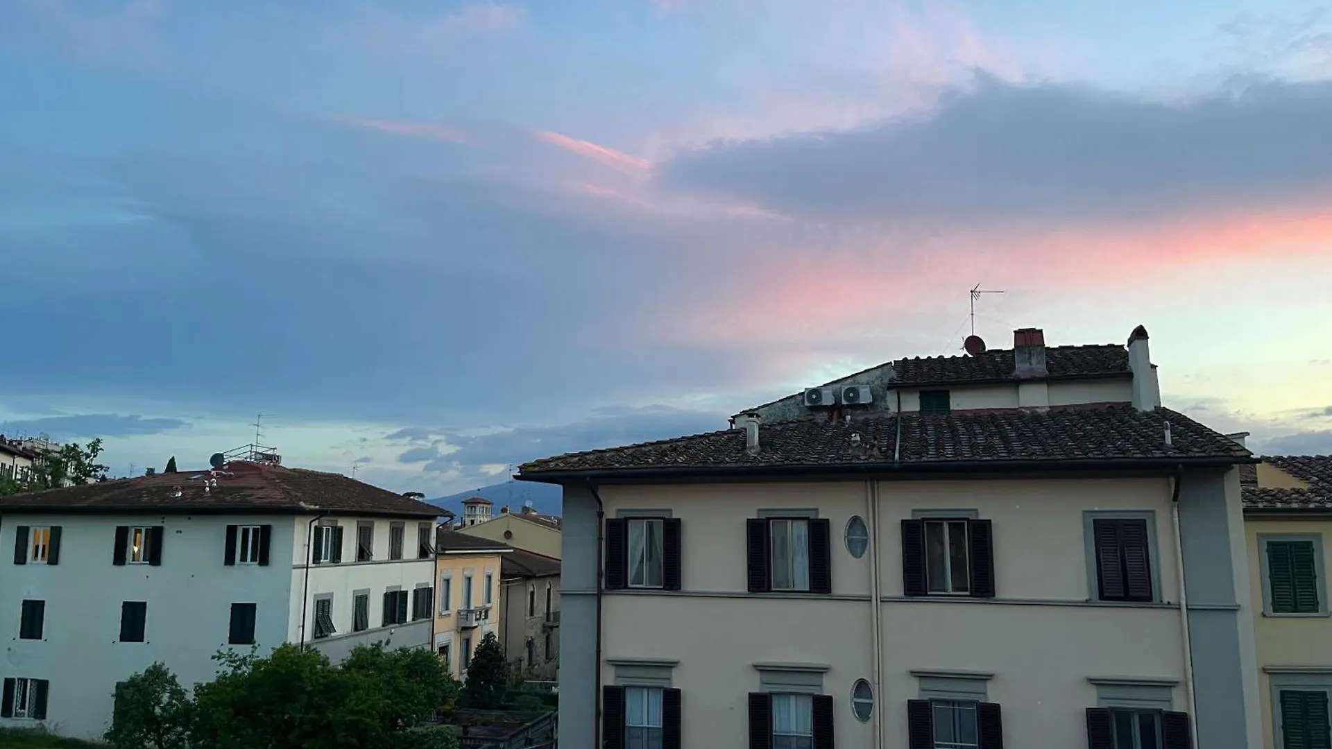 Top Floor Porta Romana & Boboli Garden Apartment Florence